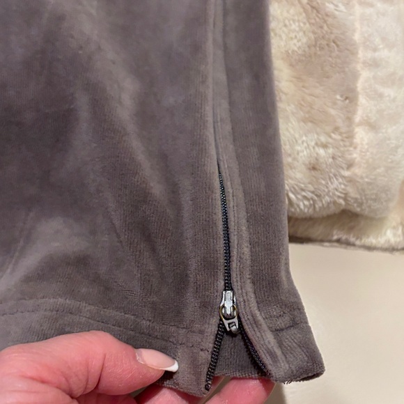 Fila Gray Velour Pants - Picture 6 of 14